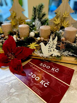 Hledáte sladký dárek? 🎄 Darujte náš dárkový poukaz do Erhartovy cukrárny! Ideální pro milovníky dezertů a dobré kávy!...